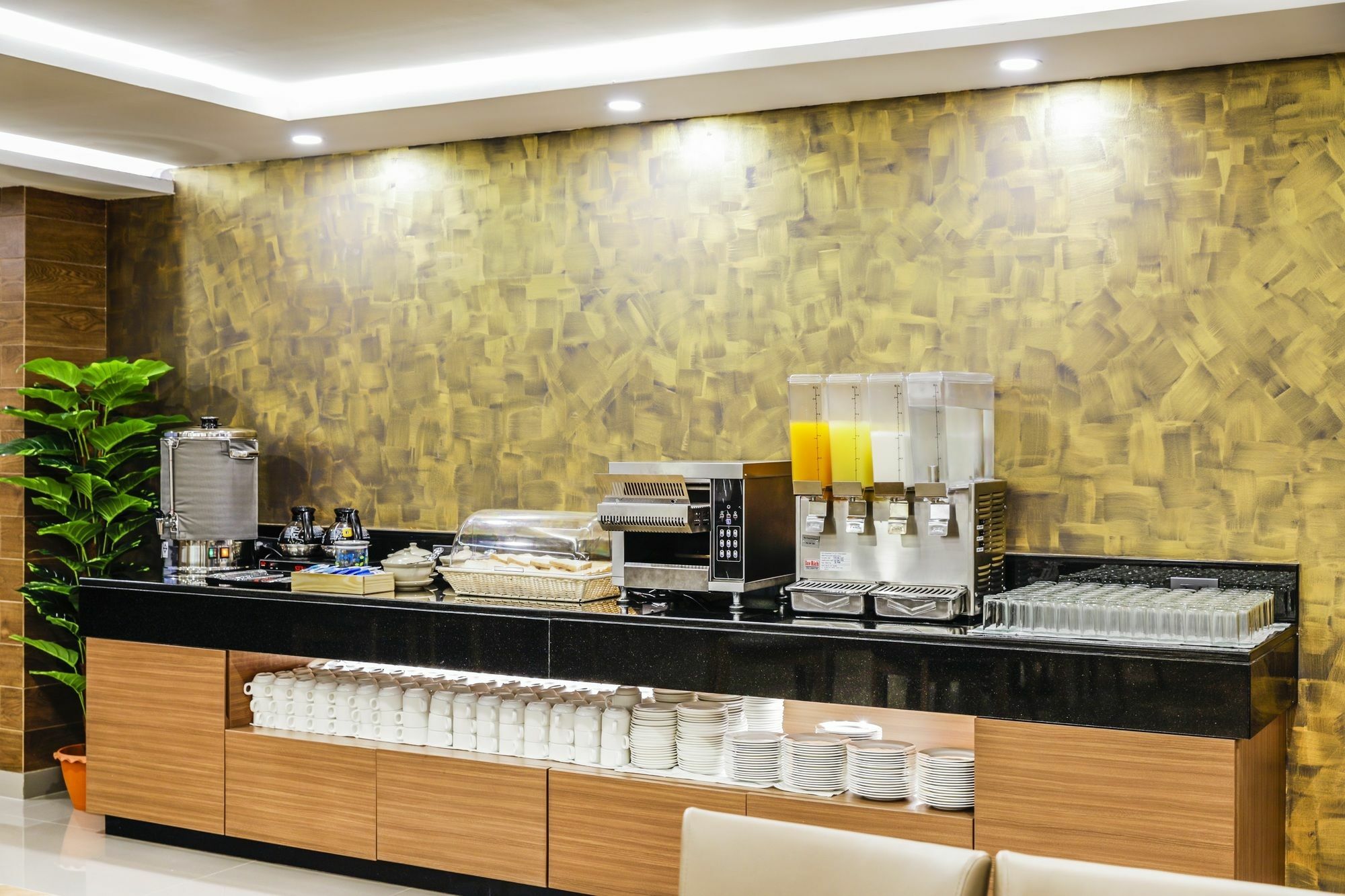 Livotel Hotel Hua Mak Bangkok Esterno foto