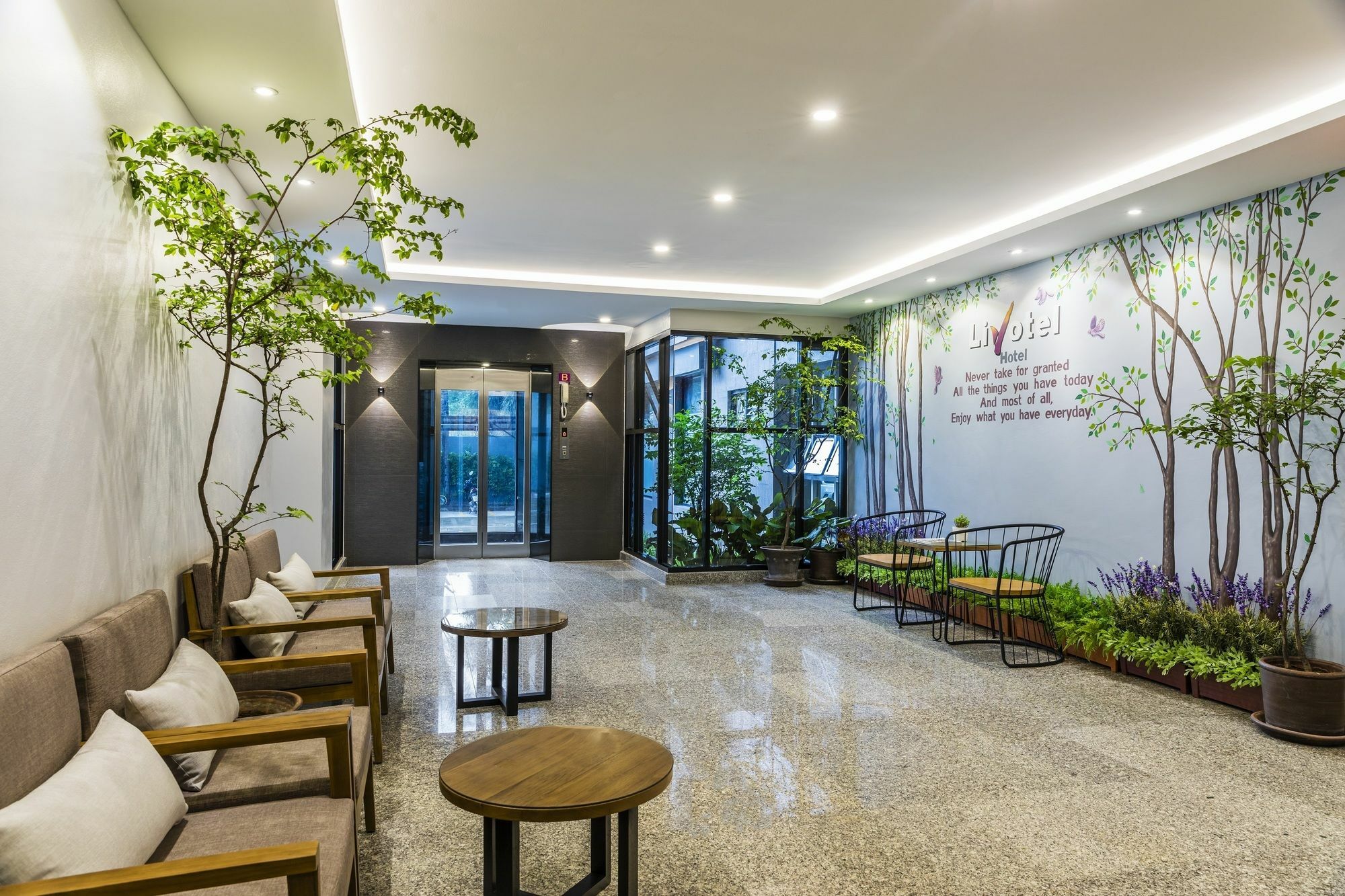 Livotel Hotel Hua Mak Bangkok Esterno foto